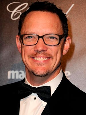 Мэттью Лиллард в роли Генри Грейла